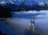 Neuschwanstein-castle dans le brouillard Fonds d'écran