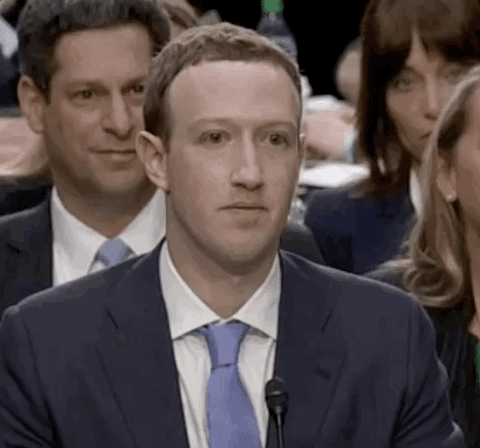 Mark Zuckerberg devant le sénat Gifs animés